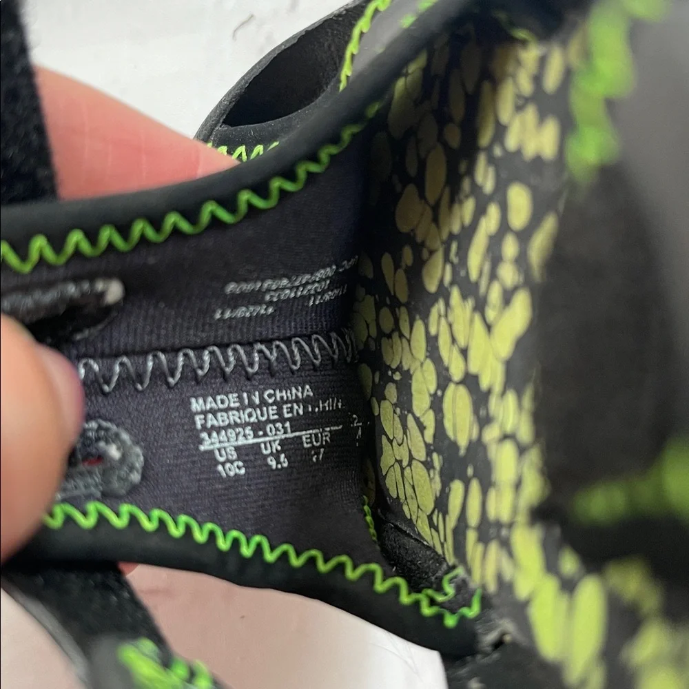 Toddler Nike water shoes 10